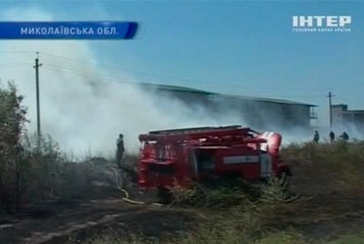 В Коблево рядом с базами отдыха случился сильный пожар