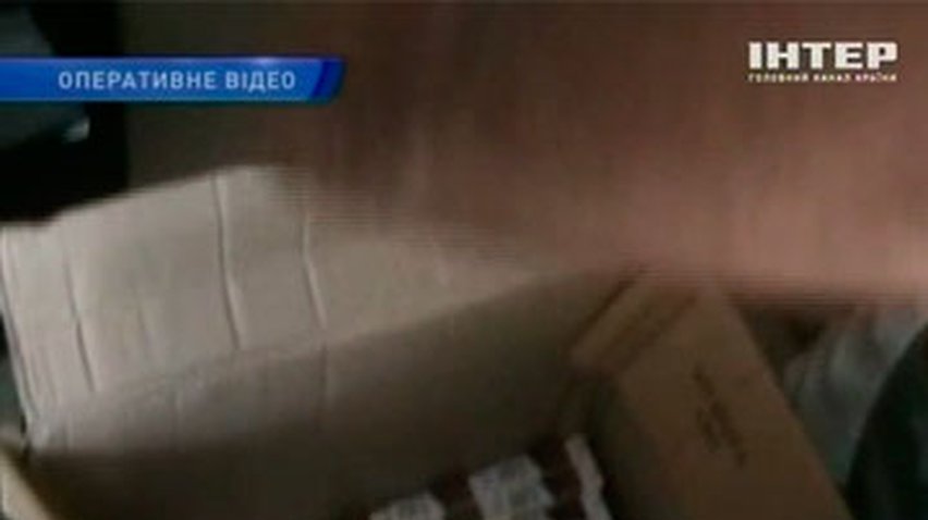 Черновицкие пограничники задержали партию контрабандных сигарет