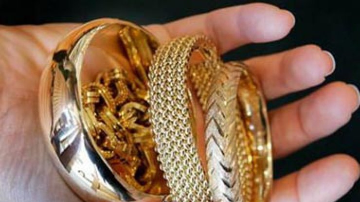 Двое харьковчан осуждены за изготовление украшений из поддельного золота