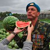 Российских десантников накормят арбузами