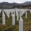 В Сребренице началась эксгумация жертв резни 1995 года