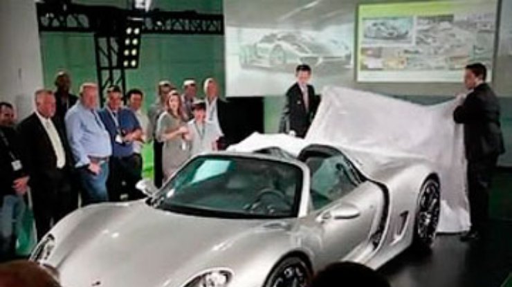 Porsche показал гибридный суперкар 918 Spyder