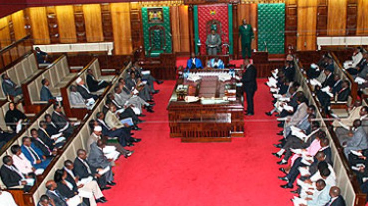 Депутаты убогой Кении сядут в шикарные кресла за 3 тысячи долларов