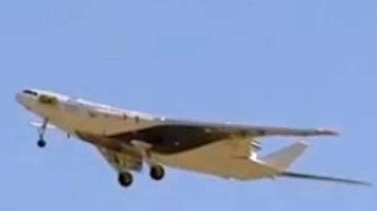 В NASA провели испытания нового треугольного самолета