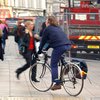 Лондонские велосипедисты оказались менее законопослушными, нежели водители