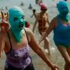Балаклавы Pussy Riot стали модным хитом в Китае