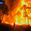 Испанские пожарные попали в кольцо огня