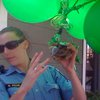 Калифорнию шокировала черепаха, пролетевшая над городом на шарах