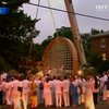 В Нью-Йорке создали самую большую в мире теннисную ракетку