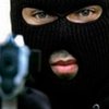 Грабители дали жертве денег на проезд в автобусе