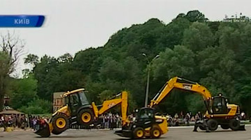 Водители "Киевводоканала" на соревнованиях показали свое мастерство