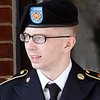 Суд над информатором WikiLeaks отложили до февраля