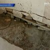 На Черкасчине в городе Тальное под землю проваливается дом