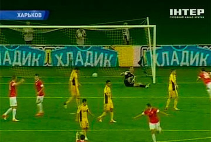 "Металлист" прошел в групповой раунд Лиги Европы