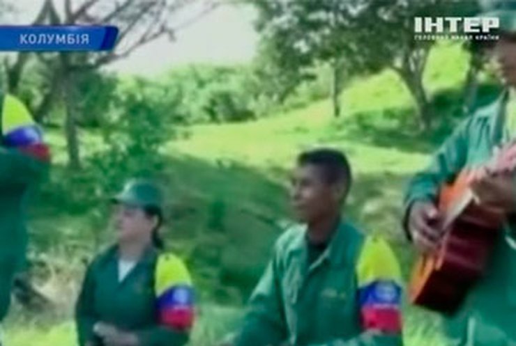 Колумбийские повстанцы зачитали рэп для властей