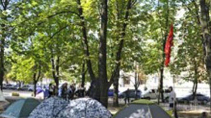 Чернобыльцы в Луганске свернули палатки. Временно