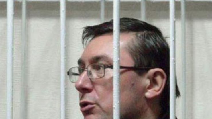 Адвокат Луценко боится, что Евросуд не успеет с решением