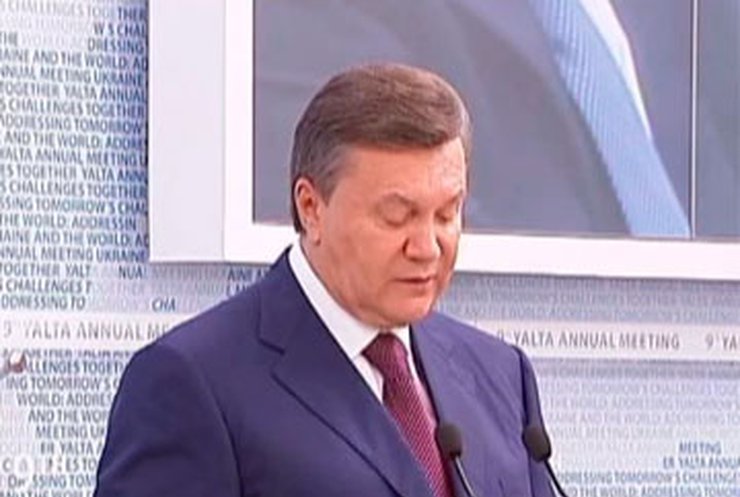 Янукович в Ялте встретился со многими влиятельными политиками