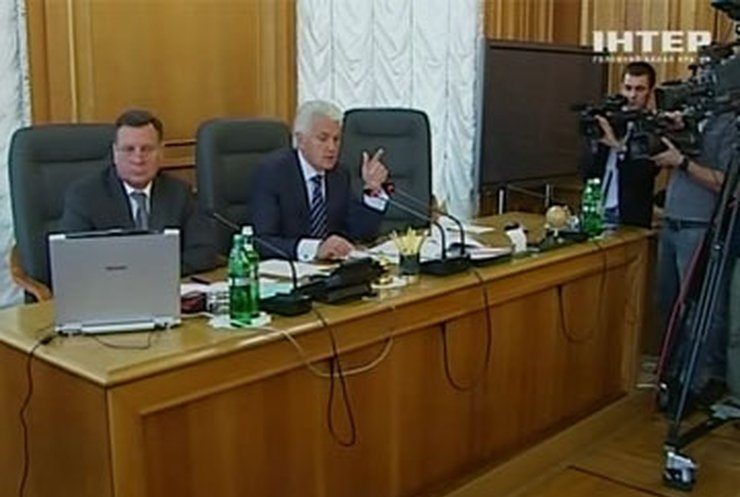 Рада вернула Кабмину проект госбюджета-2013 на доработку