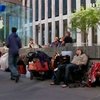 Фанаты Apple с нетерпением ждут старта продаж iPhone 5