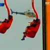 В США посетители парка два часа просидели на сломавшейся карусели