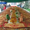 Ко Дню города в Кировограде испекли 258-килограммовый яблочный пирог