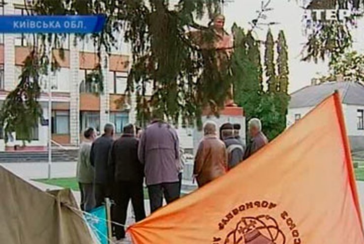 В Сквире чернобыльцы начали бессрочную голодовку
