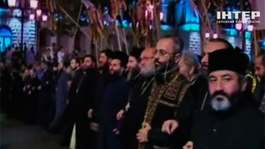 Грузинские священники вышли на акцию протеста