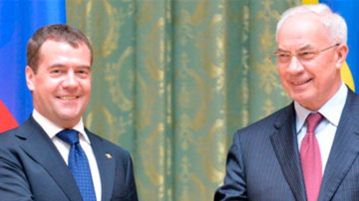 Азаров встретится с Медведевым в Ялте