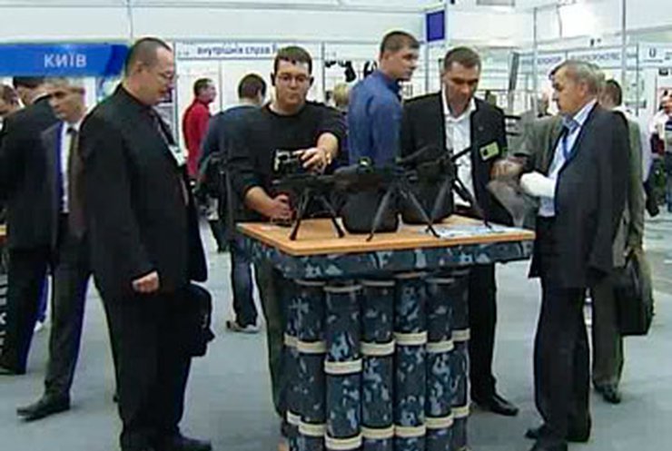 На выставке в Киеве представили оружейные новинки