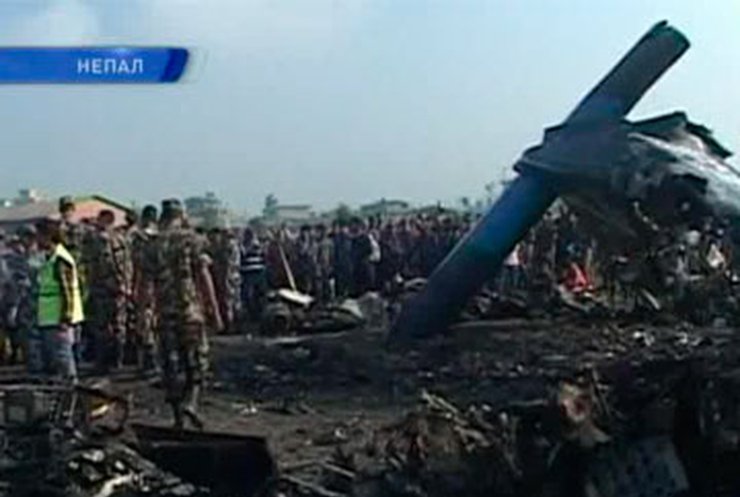 Огромный орел стал причиной авиакатастрофы в Непале