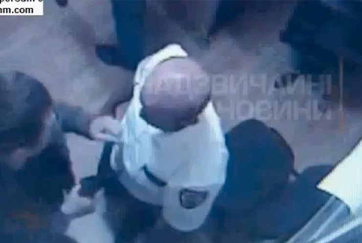 В Сети появилось видео убийства охранников в "Караване"