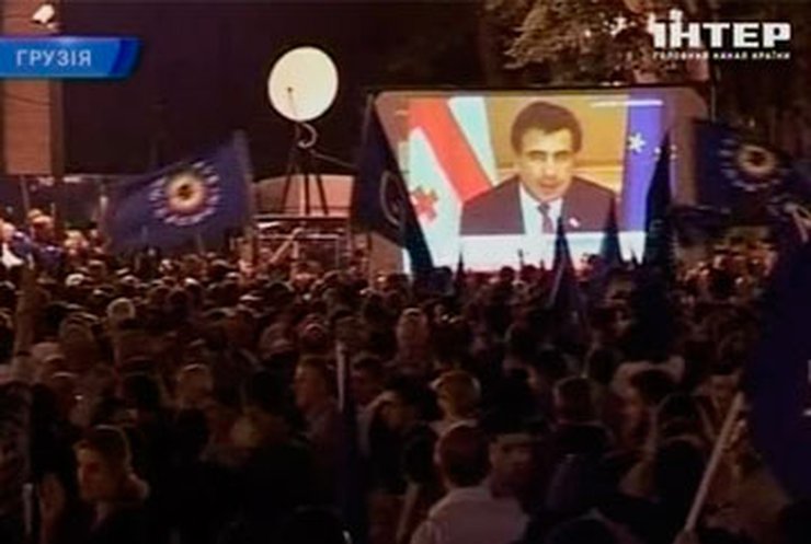 На парламентских выборах в Грузии побеждает оппозиция