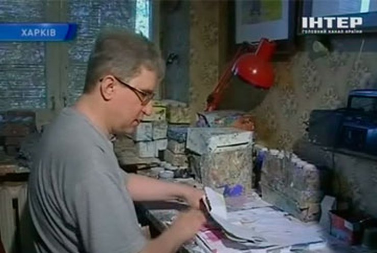 Харьковский слепой художник создал собственную методику рисования