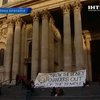 Британские активистки приковали себя наручниками в храме Святого Павла