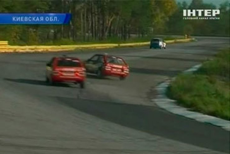 В Киеве прошел финал чемпионата Украины по кольцевым гонкам
