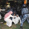Массовые протесты в Кувейте угрожают правящей династии