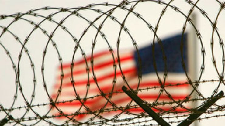 Сайт Wikileaks опубликовал файлы минобороны США в помощь тюремщикам