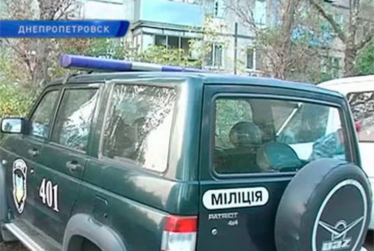 Житель Днепропетровска угрожает открыть стрельбу по людям
