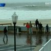 Ураган "Сэнди" "терроризирует" американцев