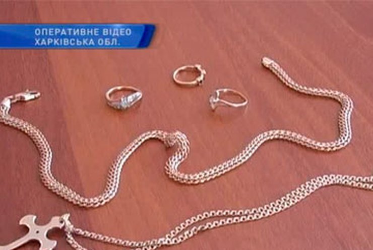 Харьковская милиция задержала женщину, которая грабила детей
