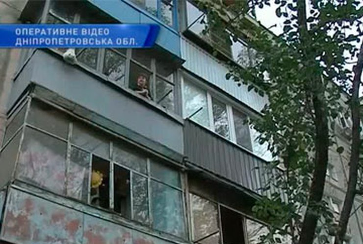 В Днепропетровске задержали мужчину, который угрожал убить соседей