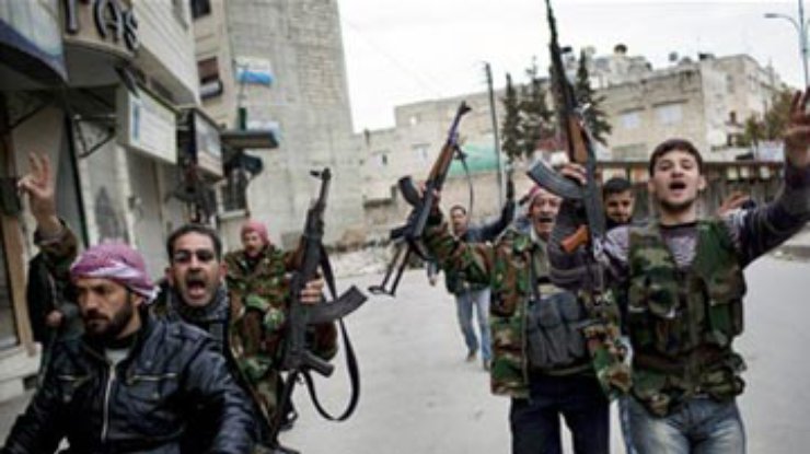 Сирийские повстанцы вступили в бой с палестинцами