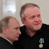 Путин наградил лидера украинской группы "Братья Карамазовы" орденом Дружбы