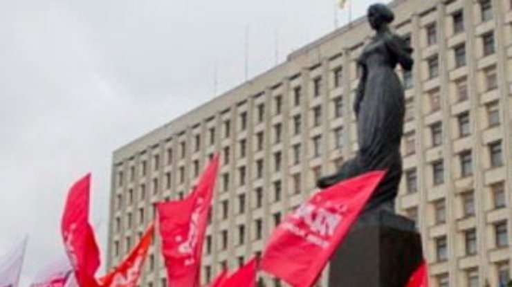 НГ: Украина входит в период смуты