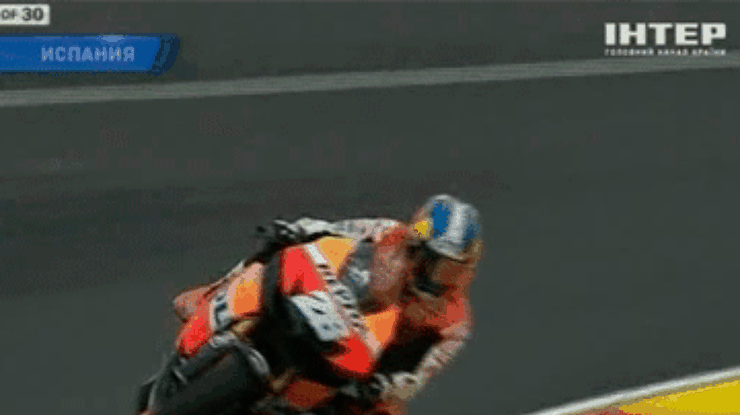 Чемпион мира в классе MotoGP попал в аварию на этапе в Валенсии