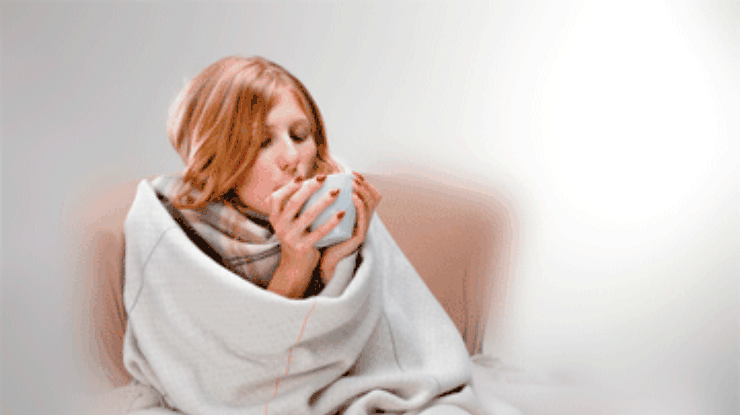 Простуда у женщин зависит от критических дней, - ученые