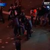 Вчерашние протесты в Европе завершились ночными погромами