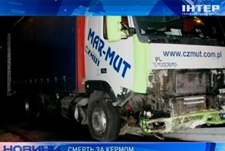 В Киеве во время движения умер водитель грузовика