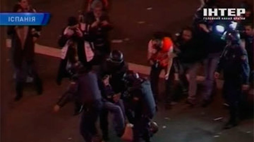 Вчерашние протесты в Европе завершились ночными погромами